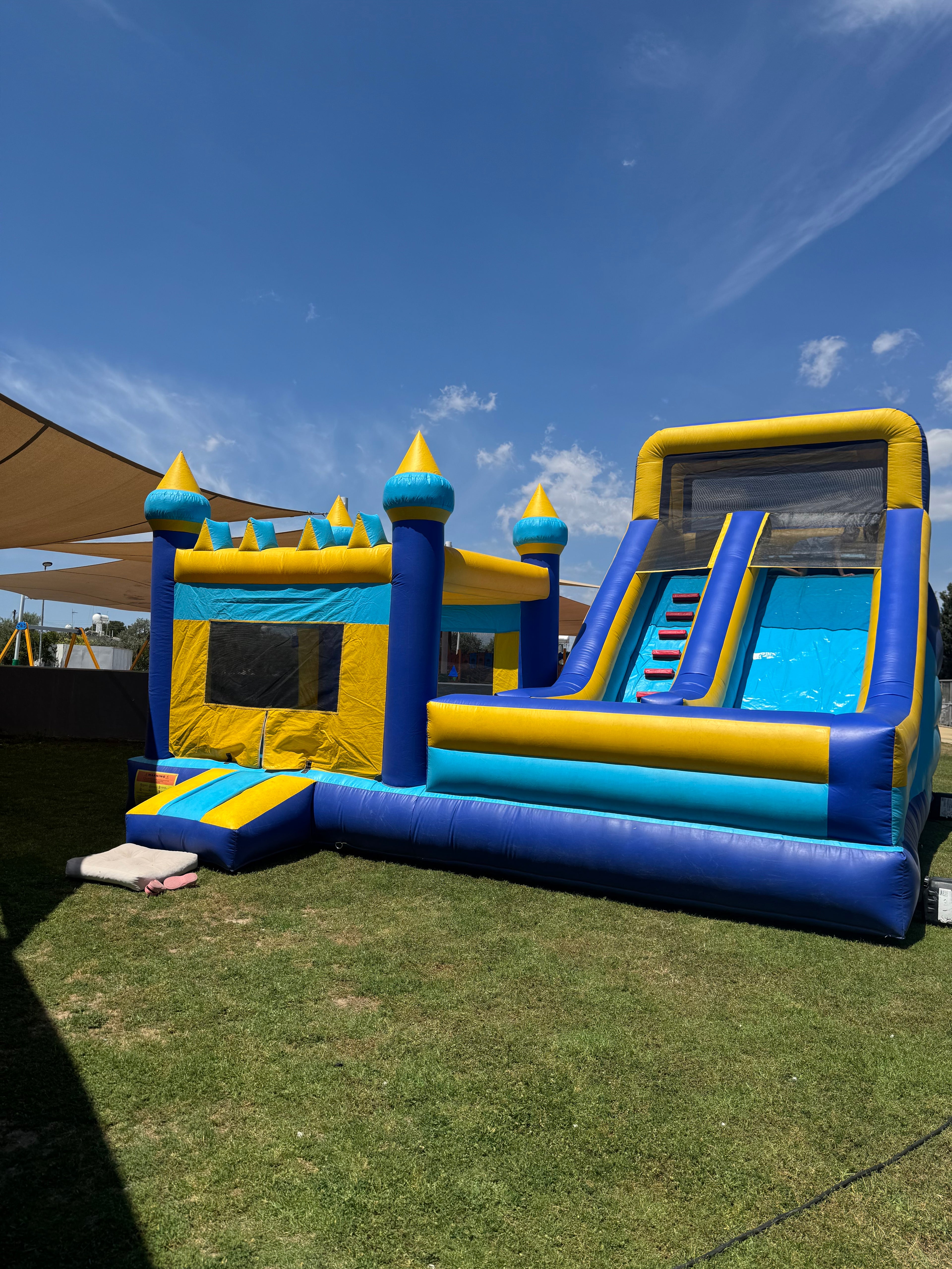 🏰 Bouncy Palace